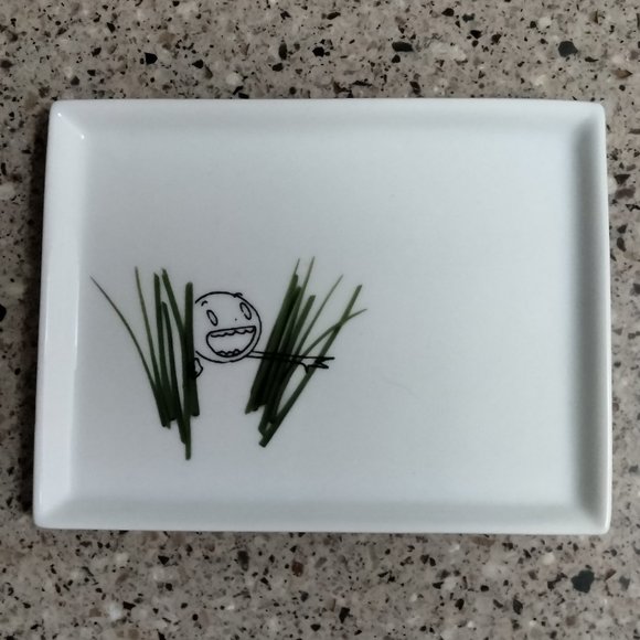 New 2012 Retired Oliver Chives Grass Appetizer Plate - Picture 1 of 4